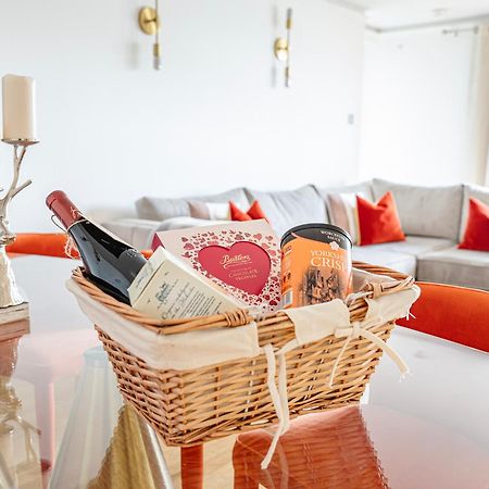 The View Greenwich - Luxury River Thames Apartment Лондон Екстериор снимка