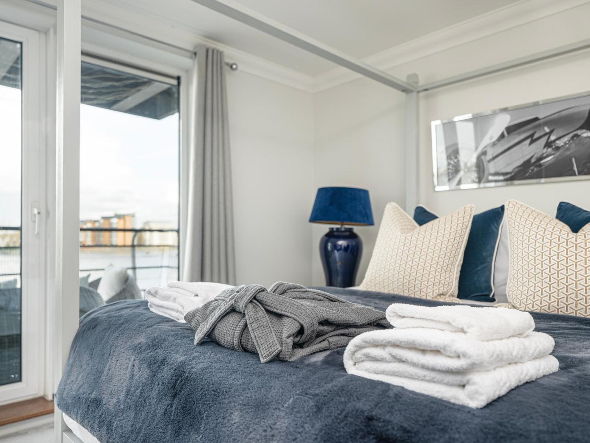 The View Greenwich - Luxury River Thames Apartment Лондон Екстериор снимка