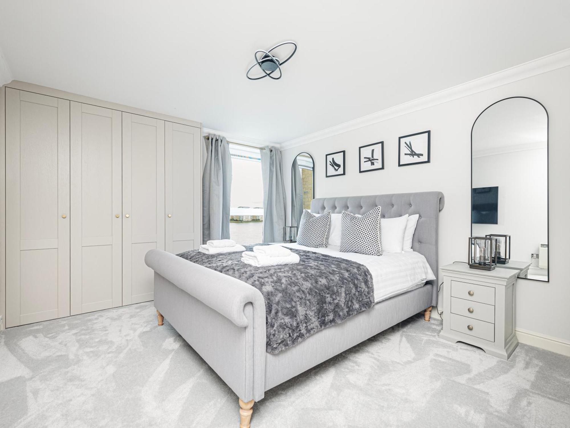 The View Greenwich - Luxury River Thames Apartment Лондон Екстериор снимка